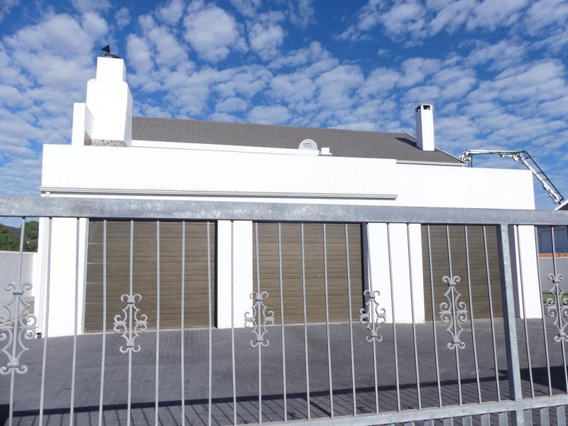 4 Bedroom Property for Sale in Golden Mile Western Cape